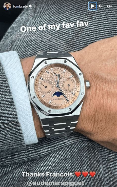 Tom Brady is selling his piece unique Audemars Piguet Royal Oak.